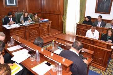 Un momento del pleno celebrado hoy en Telde (Foto TA)