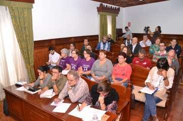 Público, hoy, en el salón de plenos de Telde (Foto TA)