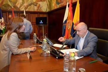 Imagen de archivo de Morales con Carmen Hernández (Foto Acfi Press)