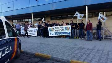 Imagen de archivo de una protesta de agentes de la Policía Nacional en Gando (Foto TA)