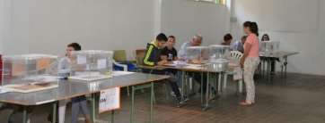 Imagen de uno de los colegios electorales abiertos ayer en Telde (Foto Antonio Alí)