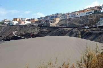 Imagen de archivo del paseo marítimo de Telde a su paso por Hoya del Pozo (Foto TA)