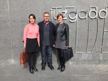 Viera, con las técnicas municipales (Foto TA)