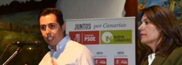 El socialista Alejandro Ramos, en una imagen de archivo junto a la alcaldesa de Telde, Carmen Hernández (Foto TA)