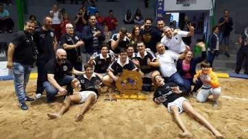 El Castro Morales hizo doblete (Foto TA)