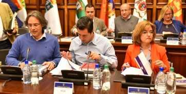 La reunión se celebró este lunes en el Cabildo de Gran Canaria, con la asistencia, en representación de Telde, del vicealcalde Alejandro Ramos (Foto TA)