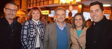 Concejales del PSOE y el consejero de Presidencia del Cabildo, Pedro Justo, el sábado por la noche en Telde (Foto TA)