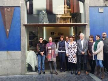 Minerva Alonso, con personal de la Fedac (Foto TA)