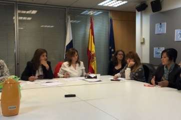 Imagen de la reunión de este jueves de la Comisión de Seguimiento para el realojo de Ojos de Garza (Foto TA)