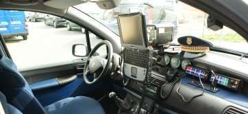 Imagen del interior del vehículo radar de la Policía Local de Telde (Foto TA)