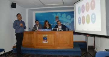 Hernández, Ramos, Martel y Monzón, hoy, presentando la nueva web (Foto TA)