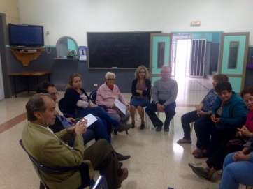 La reunión de los populares con los vecinos tuvo lugar este lunes por la tarde-noche (Foto TA)