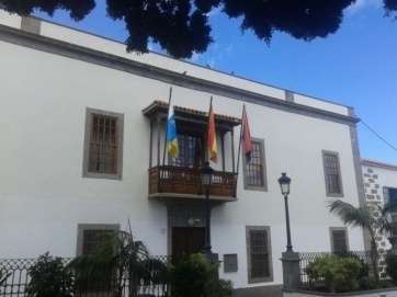 Fachada de las Casas Consistoriales (Foto TA)