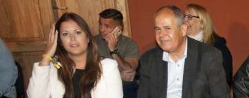 La nueva responsable de Acción Política, Carmen Vega, junto al presidente local de CC, Juan Monzón (Foto TA)