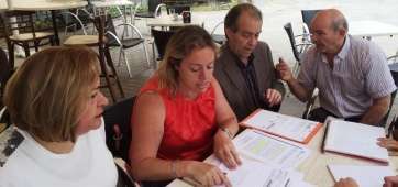 Momento de la rueda de prensa ofrecida hoy por el PP (Foto TA)