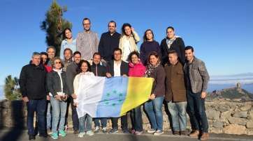 Jóvenes militantes de CC, en el acto celebrado en la Cumbre de la Isla (Foto TA)