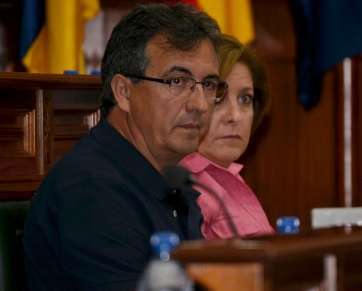 Juan Francisco Artiles y Guadalupe Santana, concejales de MxT (Foto TA)