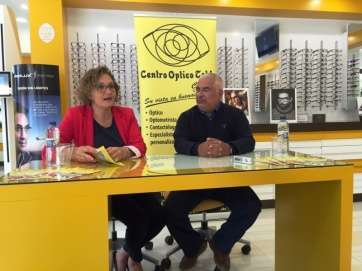 La concejala Marta Hernández en el acto de renovación del convenio (Foto TA)