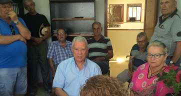 Reunión de la concejala Marta Hernández esta semana con usuarios del Centro de Mayores (Foto TA)