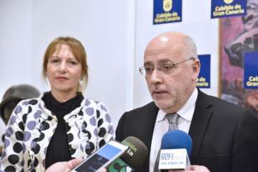 Inés Jiménez, en una imagen de archivo junto al presidente Antonio Morales (Foto Acfi Pess)