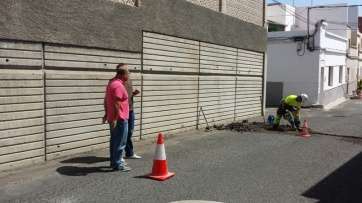 Arencibia, en una de las obras (Foto TA)