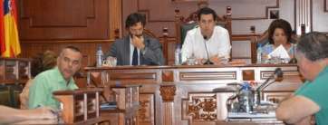 Alejandro Ramos presidió unos minutos la sesión ordinaria del pasado mes de julio (Foto TA)