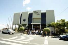 Fachada del teatro municipal Juan Ramón Jiménez (Foto TA)