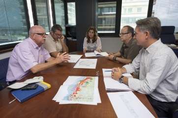 Imagen de la reunión entre la consejera Inés Miranda y los representantes de Aeolican (Foto TA)