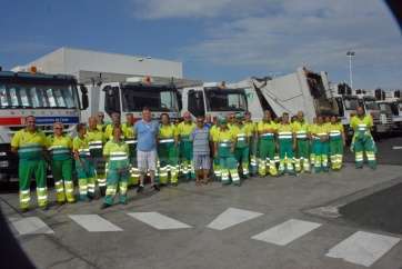 Imagen de archivo de trabajadores del servicio (Foto TA)