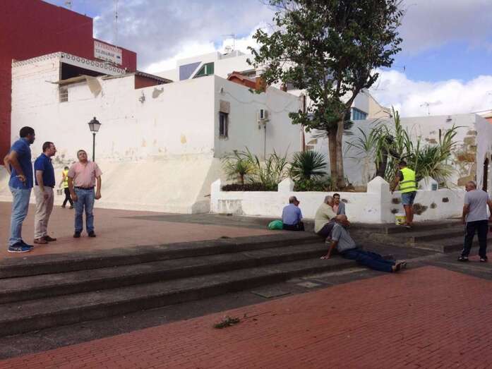 Obras en el entorno de la plaza de Jinámar (Foto TA)