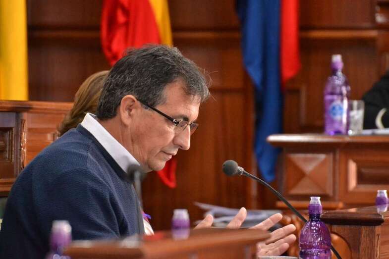 Juan Francisco Artiles, portavoz de Más por Telde, en el Pleno del pasado viernes (Foto TA)