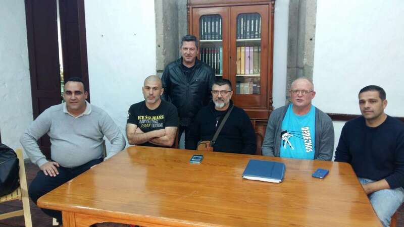 Representantes de la plantilla, en la rueda de prensa celebrada en El Casino de Telde (Foto TA)