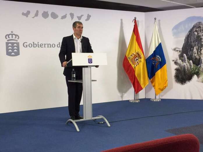Fernando Clavijo, en el momento de anunciar el nombramiento de Pablo Rodríguez (Foto TA)