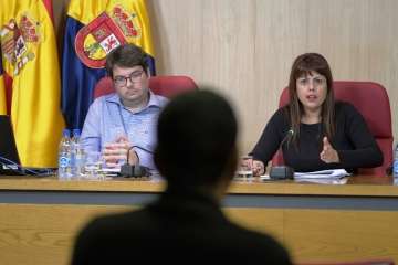 La consejera teldense Minerva Alonso presenta los presupuestos de Industria, Comercio y Artesanía para 2017 (Foto TA)