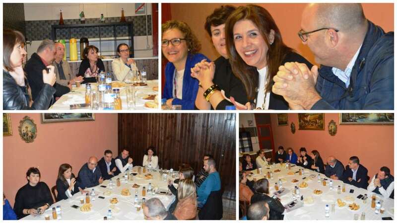 La alcaldesa y los ediles de NC comparecieron ante la prensa local en un desayuno informativo (Foto TA)