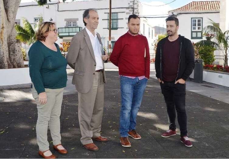 Portavoces de las fuerzas de la Oposición, este mediodía en San Juan (Foto TA)