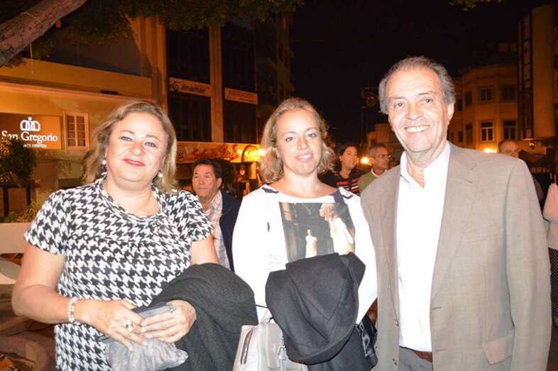 MÂª de Carmen Castellano, Sonsoles Martín y José Suárez (Foto TA)