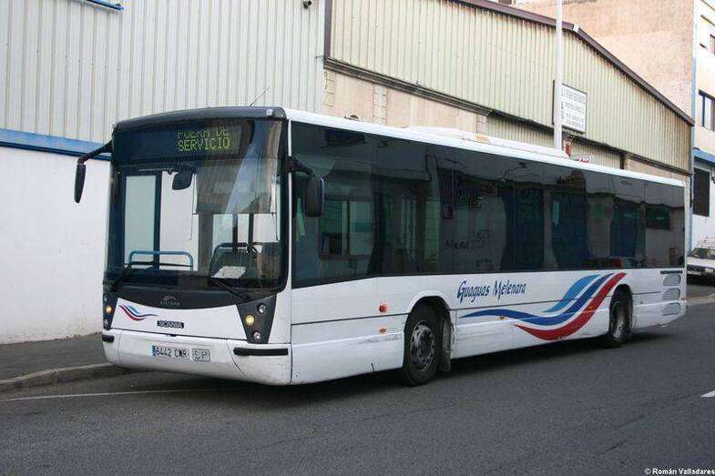Imagen de archivo de una guagua de Melenara (Foto TA)