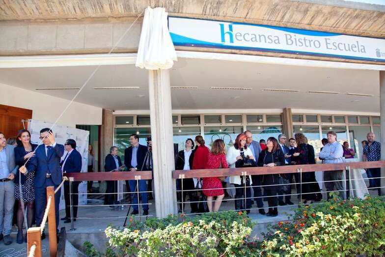 Una imagen de la reapertura del Bistro Escuela de Melenara (Foto TA)