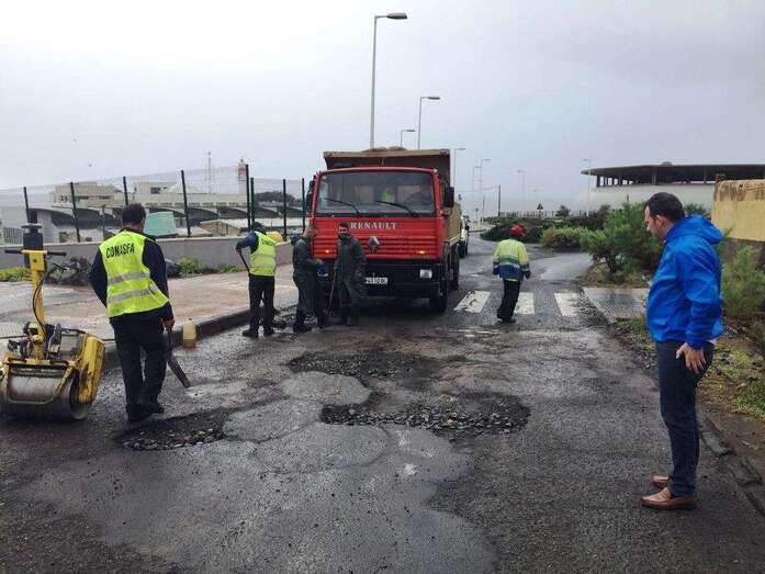 El concejal Elías Santana supervisó directamente los trabajos (Foto TA)