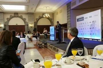 I Encuentro de Líderes con el socialista Patxi López (Foto TA)