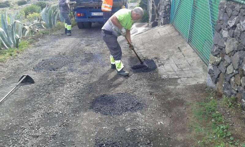 Obras de rebacheo (Foto TA)