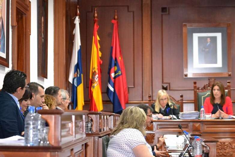 Imagen de archivo de un Pleno municipal (Foto TA)