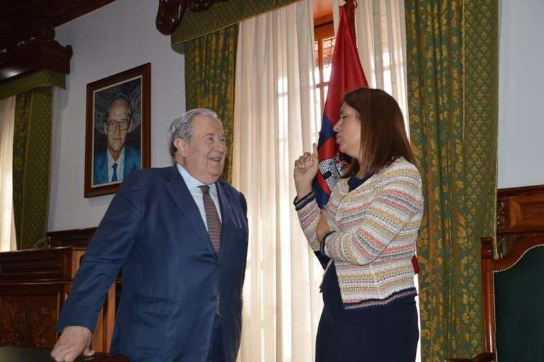 El Diputado del Común con la alcaldesa de Telde, una visita a la ciudad (Foto TA)