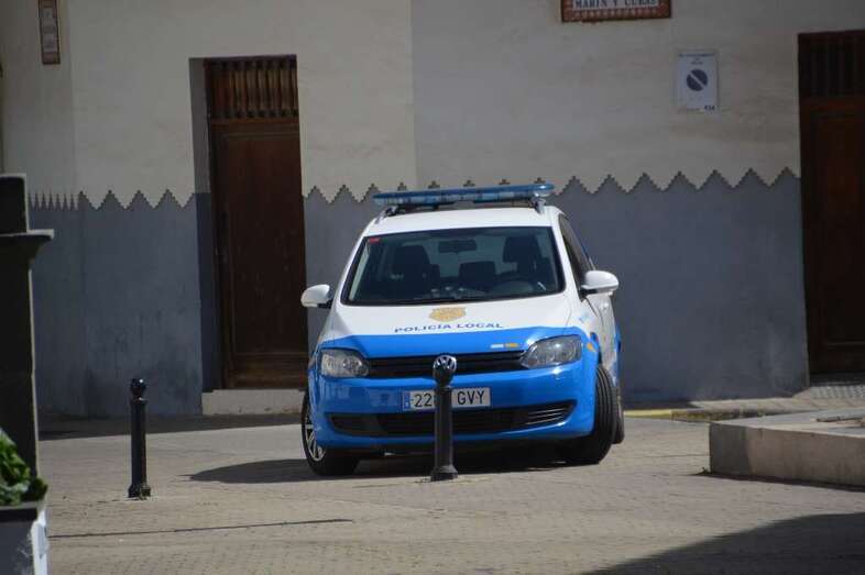 Imagen de archivo de un vehículo policial en Telde (Foto TA)