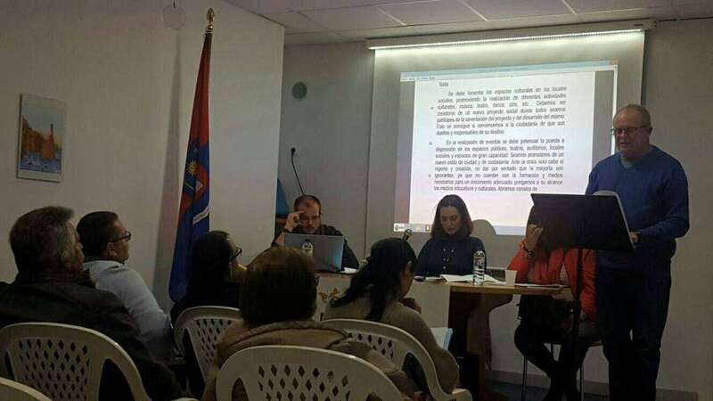 Atilio García defendió la ponencia sobre acción social (Foto TA)