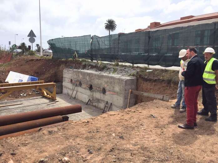 El edil Eloy Santana visitó ayer lunes las obras (Foto TA)