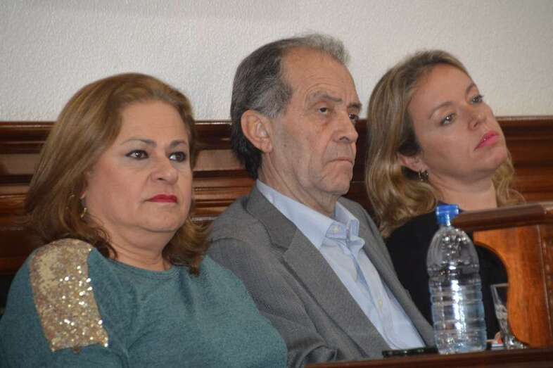 La gran mayoría de las deudas corresponde al mandato anterior. En la foto ediles del PP (Foto TA)