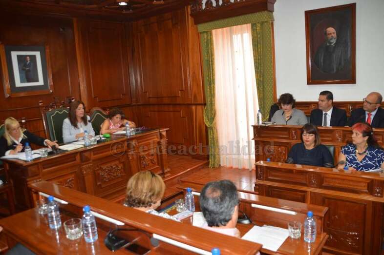 La flota del cuerpo municipal de seguridad presentan desde hace años un preocupante estado (Foto TA)