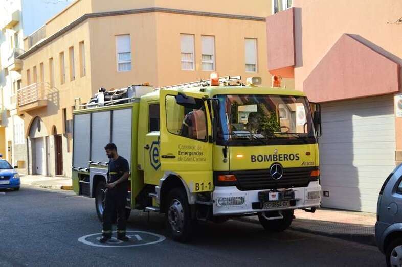 Imagen de archivo de un vehículo de primera salida durante una intervención en Telde (Foto TA)